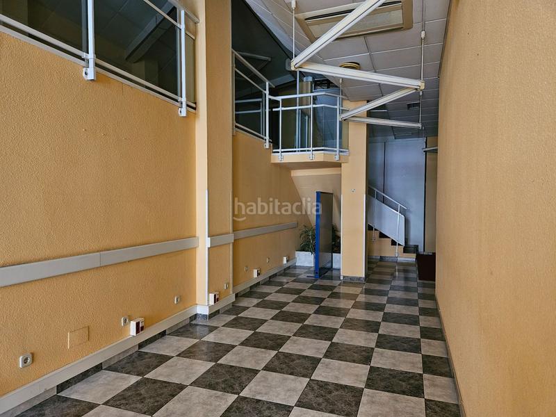 Foto 4d8a1f1f-656b-4d0a-a1a2-f890672fcd43. Lloguer local comercial a Castilla - Hermida Santander