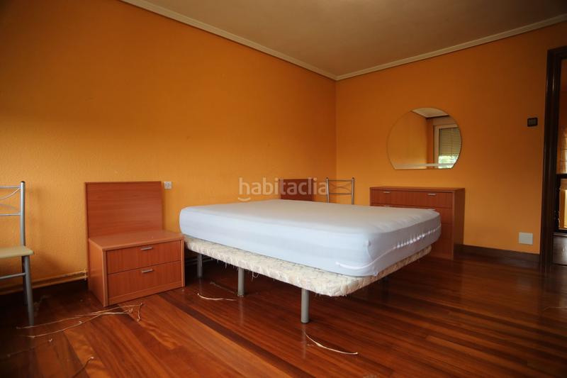 Foto 15d931b5-0d3a-4b25-b4dc-28d50a0eb5d4. Casa amb calefacció aparcament a Castañeda