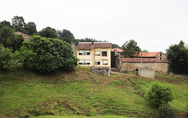 Foto aa6e9f46-6d3a-463c-9472-d14236b84c4f. Casa amb calefacció aparcament a Castañeda