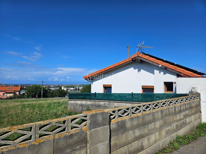 Foto fbc585b4-e431-4283-b3f3-d51bc53263d8. Casa amb calefacció a Igollo Camargo