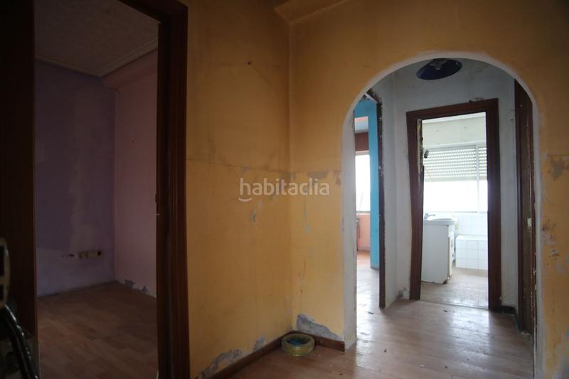 Foto f0ab88ef-3a4d-44f8-bf66-4c8cb853ec06. Casa in Nueva Ciudad Torrelavega