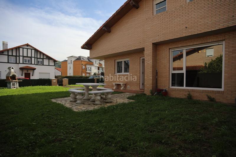 Foto 2df80fa7-aa7c-40ef-a79d-1a5c9bdf04fc. Casa amb calefacció a Tanos Torrelavega