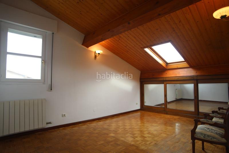 Foto 51df90a2-7272-4ca5-b5c9-7854fe6e5d8b. Casa amb calefacció a Tanos Torrelavega