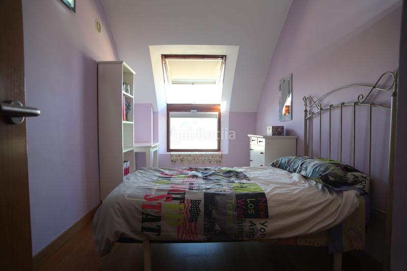 Foto d5e9f6ca-566b-4d07-a7e4-75408e4431ec. Dúplex amb calefacció a El Parque - Zapatón Torrelavega