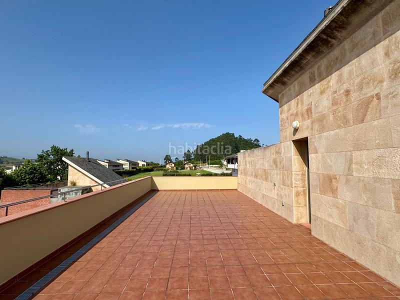 Foto 2b9c58a9-c795-4e92-b6b1-b5b96856c7d6. Casa amb calefacció a Mompia Santa Cruz de Bezana