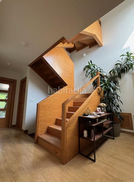 Foto a0e90691-b0f8-4d05-8d1c-eaea3f18fe6e. Casa amb calefacció a Mompia Santa Cruz de Bezana