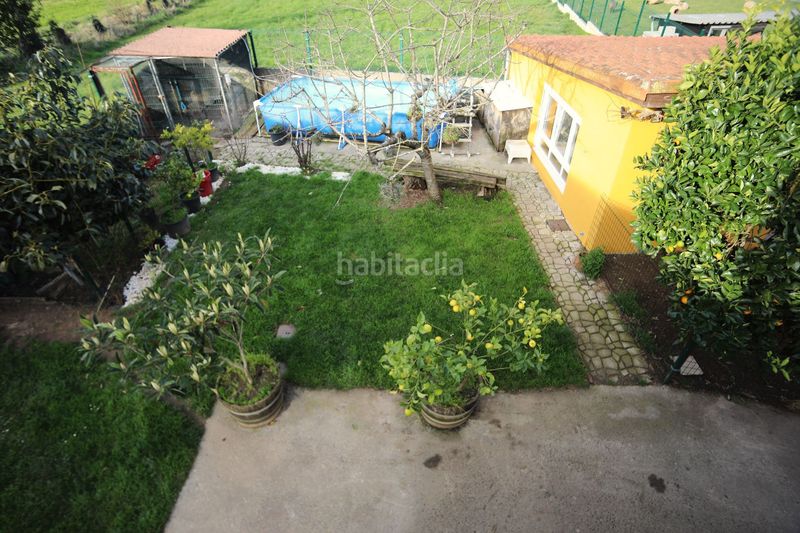 Foto d48afdec-46ba-420c-9c99-dc38b0e88102. Casa amb piscina a Santa María de Cayón