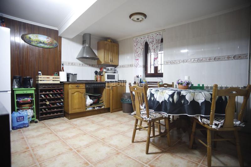 Foto d0ae9d70-d34b-4190-b49b-4c1be65a9398. Maison avec chauffage dans Corrales de Buelna (Los)