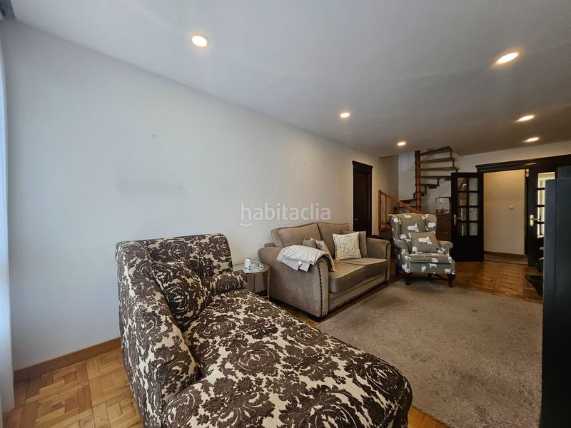 Foto 17fea4ff-0243-444f-80b7-5063bfa082c0. Duplex con riscaldamento in Centro Torrelavega