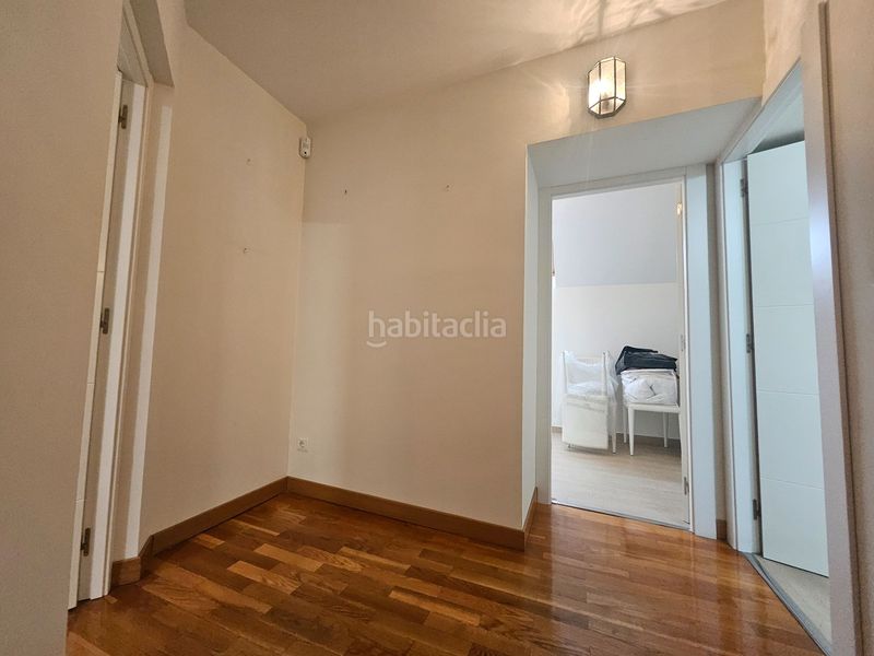 Foto 3e0f9823-6455-4ad2-bd96-26a1c13fa13d. Duplex avec chauffage dans Centro Torrelavega