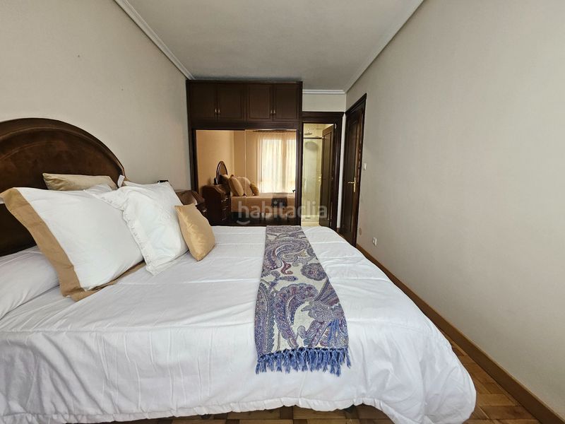 Foto 8cb2c28b-969b-468f-9096-fa80a9a16c80. Duplex con riscaldamento in Centro Torrelavega