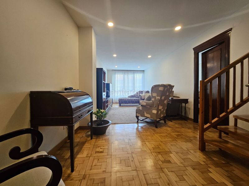 Foto aabaf2bd-4422-4c99-9298-2687005137a6. Duplex con riscaldamento in Centro Torrelavega