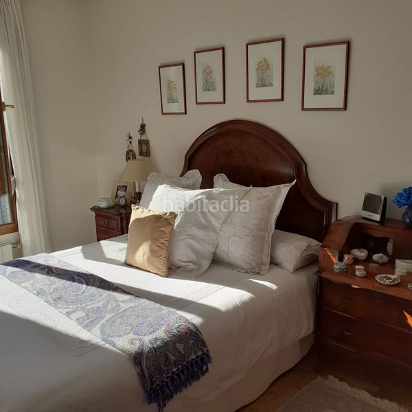 Foto b2ad4d31-8735-4894-b175-e4621657d9a3. Duplex con riscaldamento in Centro Torrelavega