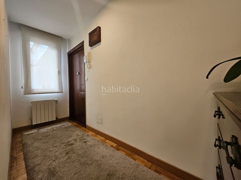 Foto de0d081e-79ba-427a-b8d3-6ab8af4086f0. Duplex con riscaldamento in Centro Torrelavega