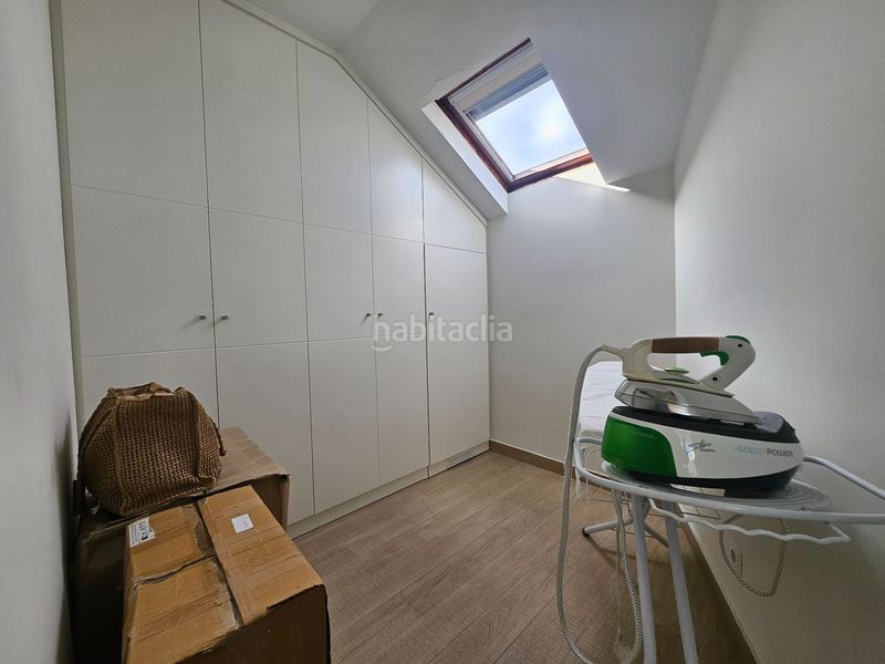 Foto eaa65ebf-5e1a-48b0-a40a-544921e86d33. Duplex avec chauffage dans Centro Torrelavega
