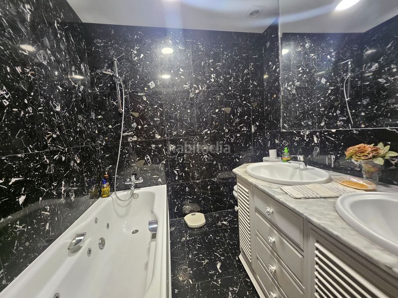 Foto eedcc884-9340-47b3-88fc-8099ebdbdc8f. Duplex con riscaldamento in Centro Torrelavega