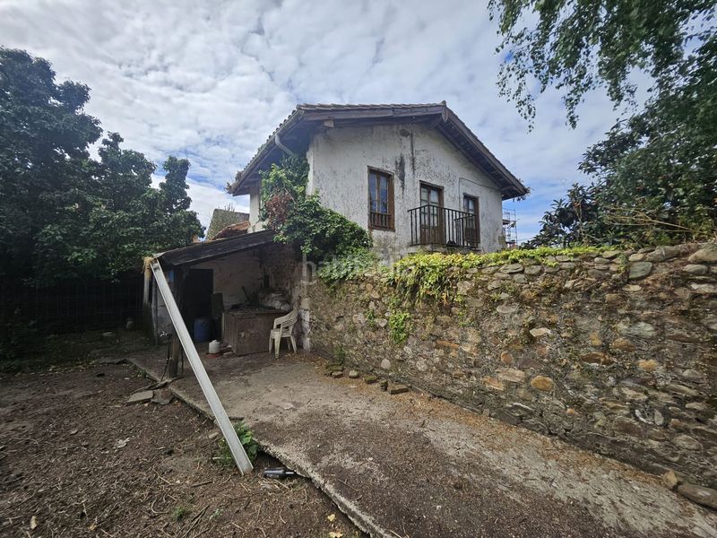 Foto c9ae52cc-5e78-4ba9-adac-105097fc2a85. Casa a Cartes