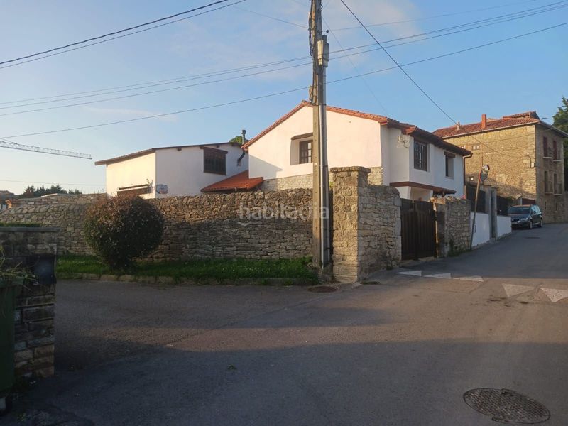 Foto 2f5d37ca-dcaa-4f2e-92f0-32c88d374dc0. Casa amb calefacció a Suances