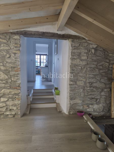 Foto a85646c6-1492-4a0a-95fc-83b1095baeee. Casa amb calefacció a Suances