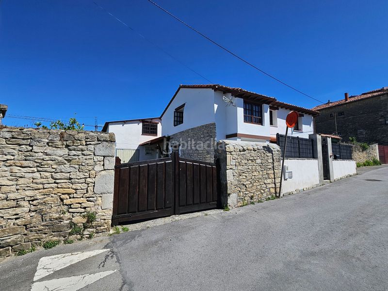 Foto a9ad2aae-b0f5-4e6d-917c-1385306e2c80. Casa  unifamiliar en cortiguera en Suances