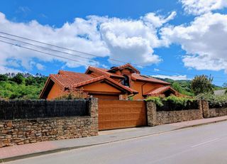 Xalet  Meson. Chalet independiente