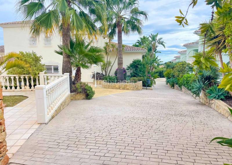 Foto e8eac126-e0d7-4dad-a200-3c84351f6c5d. Flat with pool in La Fustera Benissa