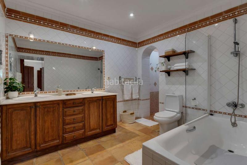 Foto b0f09f7d-b6f7-4fca-9dad-f9f946d42667. Haus mit heizung parking in Cap Martí - El Tossalet - Pinomar Xàbia