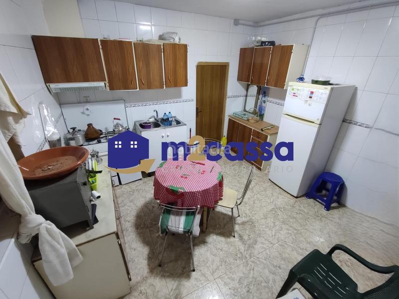 Foto f988c2ea-db1e-4810-adea-551c646c242a. Casa amb aparcament a La Tova Lorca