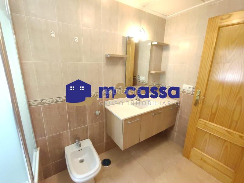 Foto f90b5c40-737b-4e4d-962a-f9208c1aad3d. Piso increible piso con garaje en barrio san cristóbal en Lorca