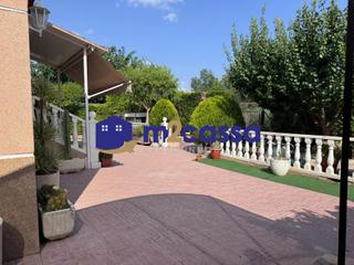 Chalet en Cazalla. 2 casas en venta cazalla