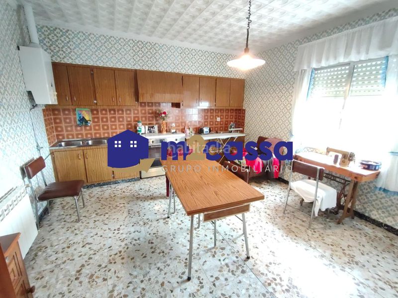 Foto 73d41752-a7fa-4d99-bcfd-ea49f3840389. Casa amb aparcament a Puerto Lumbreras