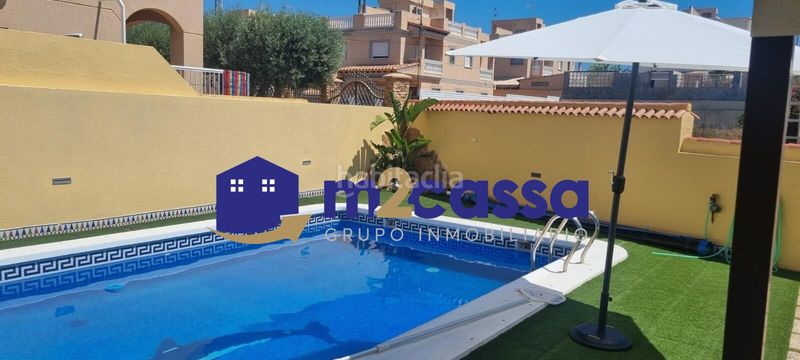 Foto c6943948-9604-45e7-b6a7-3cf8c402f26a. Xalet amb aparcament piscina a Calabardina Águilas