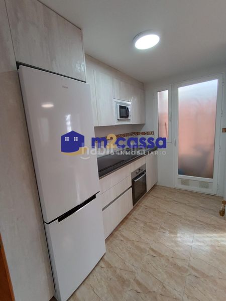 Foto ecc79281-2745-4dc8-bc3e-b0ad6213b477. Pis a Casco Antiguo Águilas