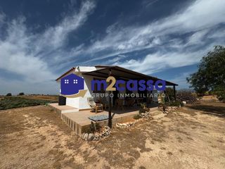 House in Aledo. Casa con terreno en aledo