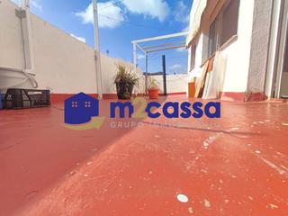 Pis en San Mateo. tico con amplia terraza en zona de la corredera