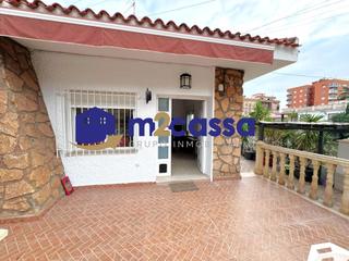 Casa a El Rubial. Casa en planta baja a 200 metros de la playa de poniente