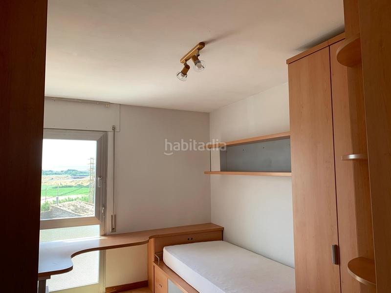 Foto 112d9fcb-cf06-4dbb-9880-1a8a95422beb. Piso  en venta en calle almogavares en Alagón