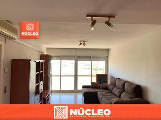Pis  Calle almogavares. Piso en venta en calle almogavares