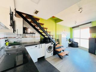 Pis  Calle alcubierre. Excelente duplex de dos dormitorios y dos baños con trastero