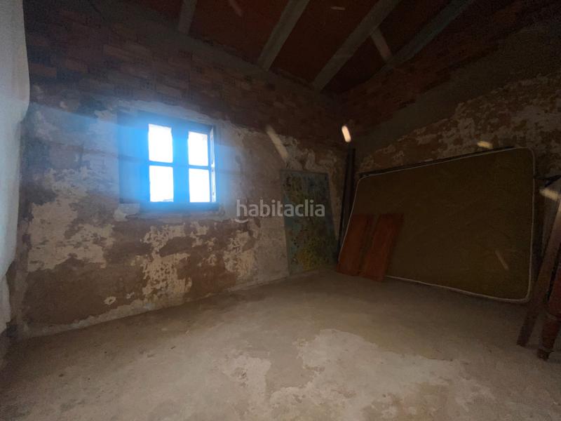 Foto 1a8c700d-d5d0-425a-b77e-ef80dc2c1c23. Casa amb xemeneia a Cetina