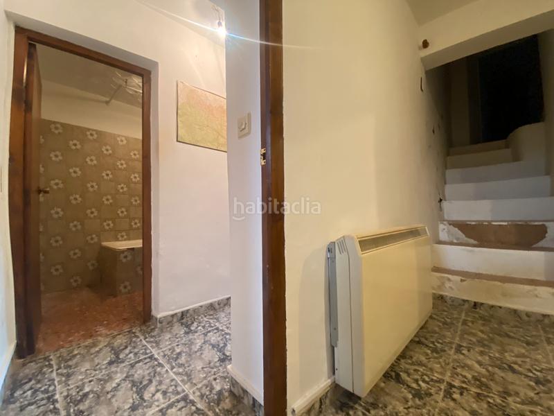 Foto 5e4a1d01-0716-46c9-b7c1-e2d7245343da. Casa amb xemeneia a Cetina