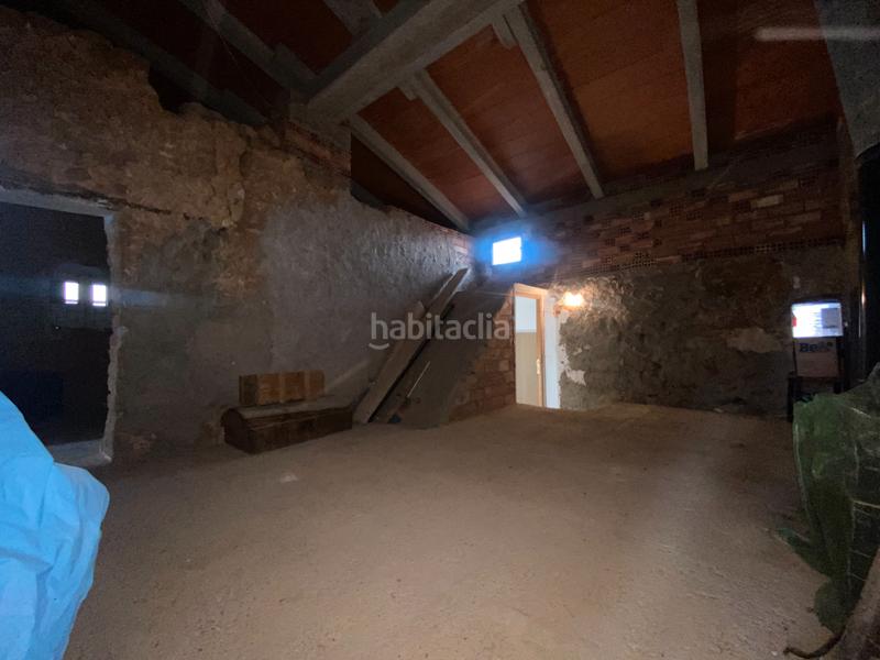 Foto 5eac99eb-01cd-4594-8788-f25be0cc31ee. Casa amb xemeneia a Cetina