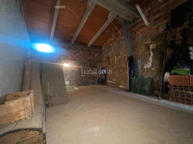 Foto 61da135a-87e8-4e67-a9f4-3ee23dcc34f7. Casa amb xemeneia a Cetina
