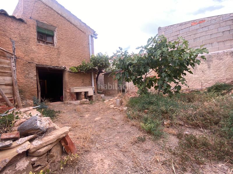 Foto 7b4b3891-00bc-42b9-b8cd-be3a7b6a0802. Casa amb xemeneia a Cetina
