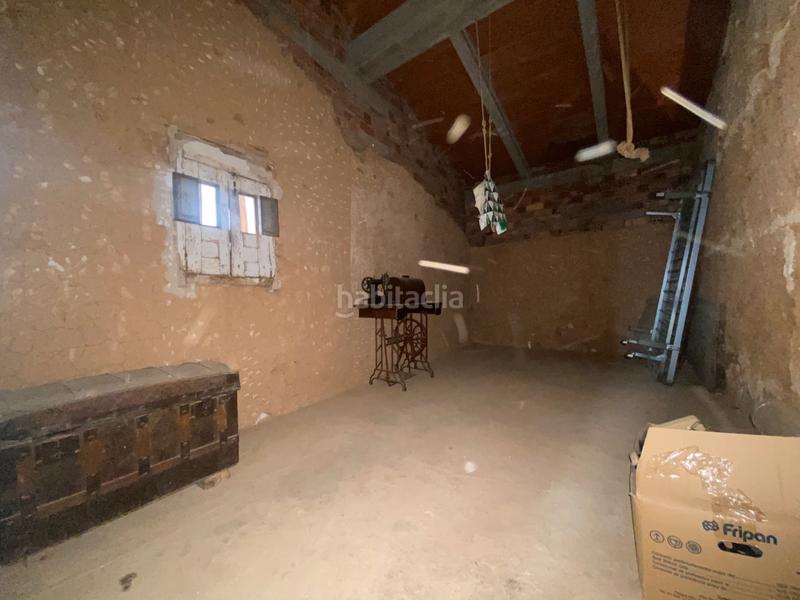 Foto 97ccb16e-c1ed-45a7-b92c-e21217d9776e. Casa amb xemeneia a Cetina