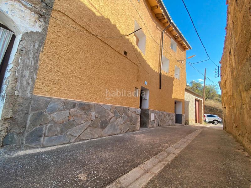 Foto c2d3d337-e58e-49f0-b3f8-625758572ec9. Casa a Castejón de las Armas