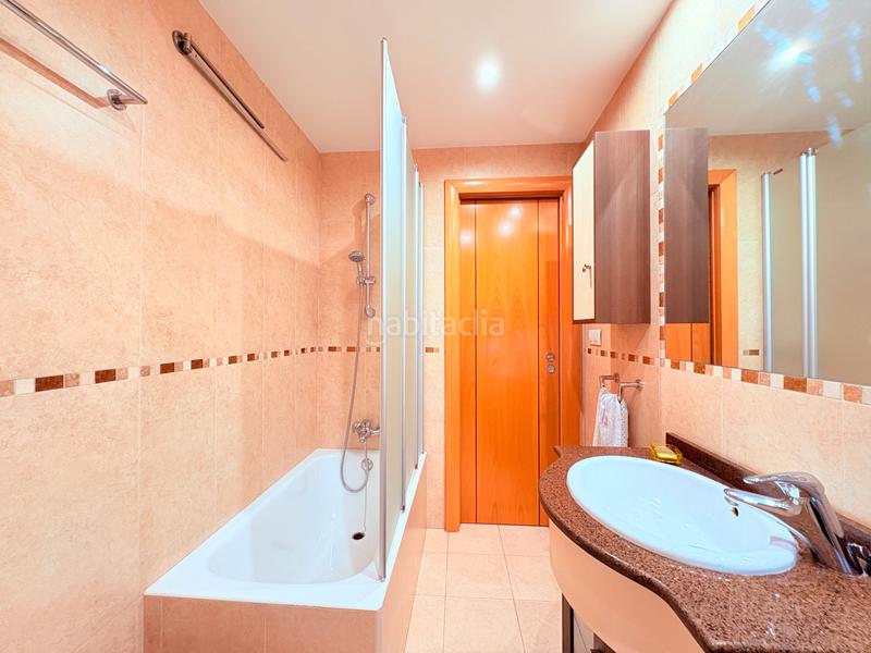 Foto a68c2c70-5a8a-41b6-bcbd-813859b2ffe5. Flat with heating in San José Zaragoza