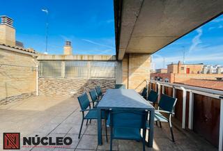 Dplex  Calle de arias. tico dplex espectacular en el barrio del ave  luz, amplitud y