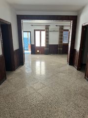 House  Carrer de son pons. Casa independiente con múltiples posibilidades en el corazón de