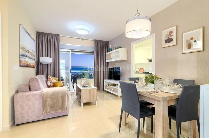 Foto 6d6d6343-4d97-44c3-a302-89db5ebc4952. Piso tu refugio frente al mar en el edificio amanecer en Oropesa del Mar